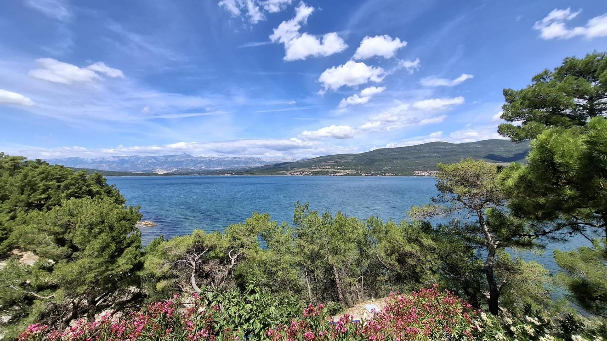 Apartman Karin Donji Karin Εξωτερικό φωτογραφία