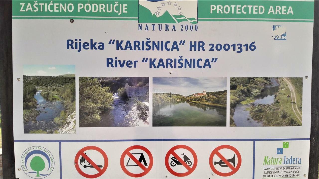 Apartman Karin Donji Karin Εξωτερικό φωτογραφία